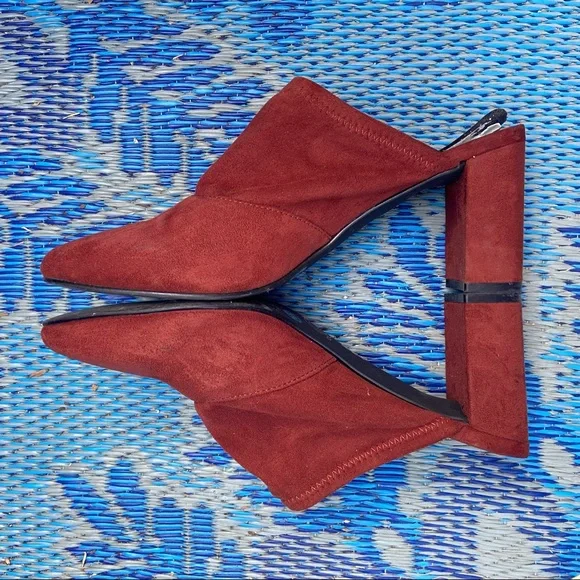 Chinese Laundry Rust Red Mule Block Heel 🌿 - Picture 3 of 8
